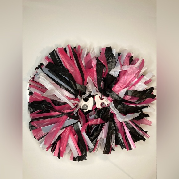 Scare squad cheerleader costume - Picture 15 of 16